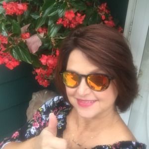 Meet your Posher, Julie